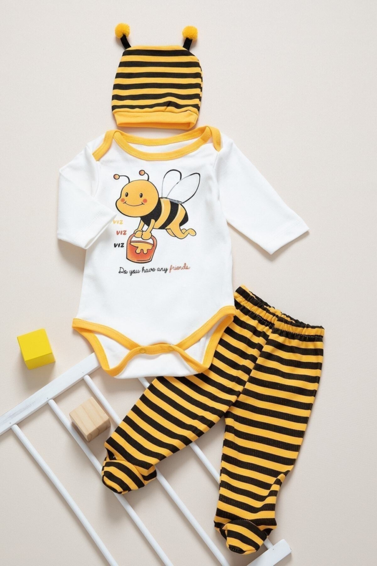 Unisex Bebek Sarı Arılı 3 Lü Zıbın Takımı